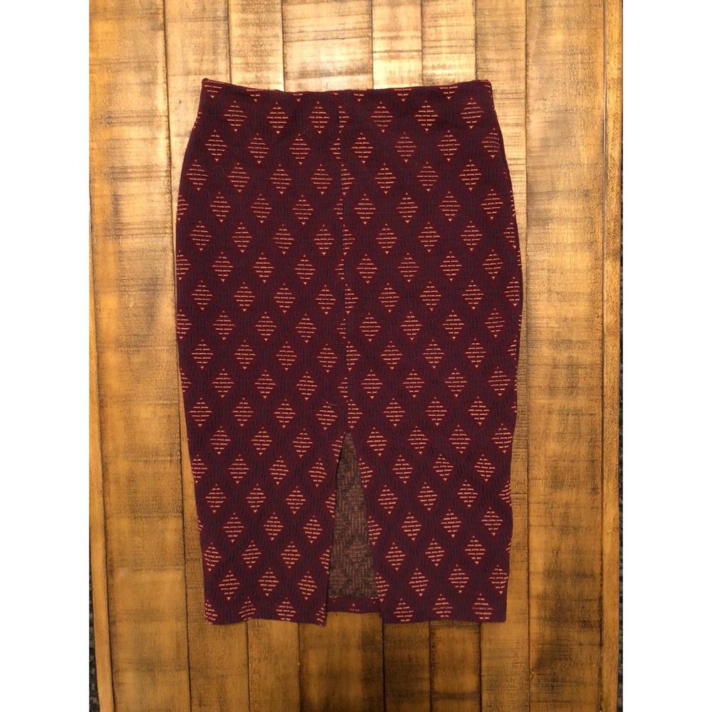 Zara patterned pencil skirt